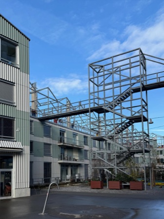 Fassaden, Treppenhäuser aus Metall, Glas · Westhof Dübendorf — Conen Sigl Architekten