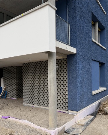 Fassaden, Fenster aus Beton, Metall · Wohnhaus Flurstrasse — Esch Sintzel Architekten