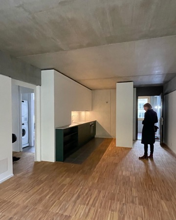 Küchen, Decken aus Beton, Holz · Ersatzneubau Hunzikerei - Wohnen im Gewerbehaus — op-arch