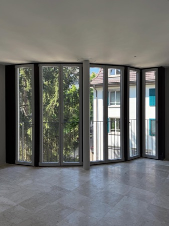 Fenster, Handläufe aus Metall, Glas · Apartment Building Milchbuck — EMI Architekten