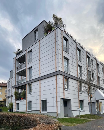 Fassaden, Fenster aus Beton, Holz · Wohnhaus Waldmeisterweg — Lütjens Padmanabhan