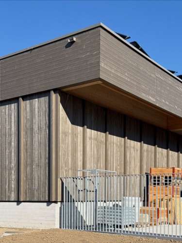 Fassaden aus Holz · Werkhof Tiefbauamt Kanton Zürich — Malte Kloes Architekten