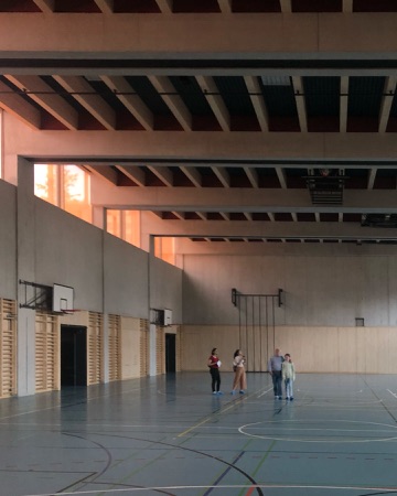 Decken aus Beton, Holz · Erweiterung Schulanlage Mettmenstetten — Esch Sintzel Architekten