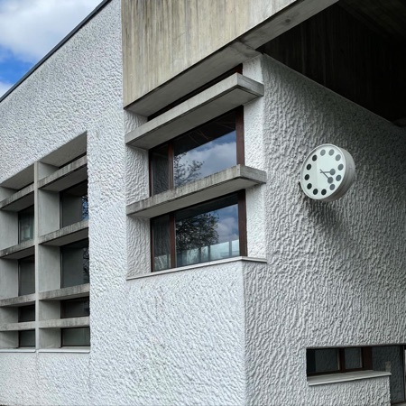 Fassaden, Fenster aus Beton, Holz · Tagesschule Himmeri-Staudenbühl — Robert Constam