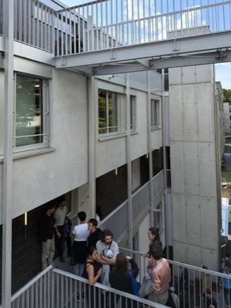 Fassaden, Fenster aus Beton, Metall · Breitensteinstrasse — EMI Architekten