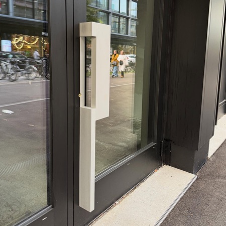 Türen aus Metall, Glas · Gebäude Zollstrasse 20/36 — Meier Hug Architekten