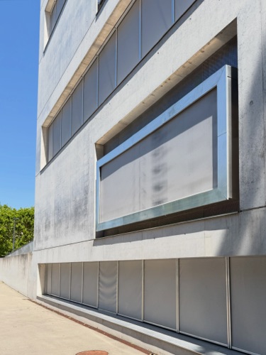 Fassaden, Fenster aus Beton, Metall · Campus Moos — E2A