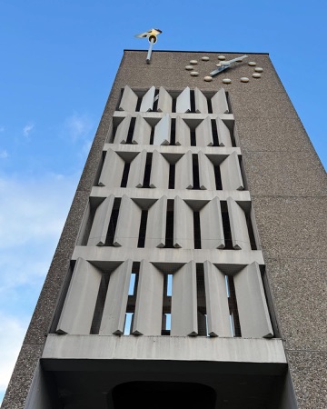 Fassaden aus Beton, Metall · Reformierte Kirche Leimbach — Oskar Bitterli