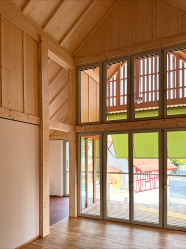 Fenster aus Holz · Wohnüberbauung Hofwisen — Baumberger Stegmeier Architektur