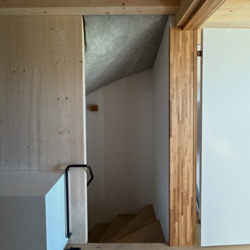 Treppenhäuser aus Holz · Wohnüberbauung Hofwisen — Baumberger Stegmeier Architektur