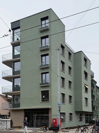 Fassaden, Fenster aus Glas, Verputz · Mehrfamilienhaus Imfeldstrasse 5 und 7 — Huggenbergerfries Architekten