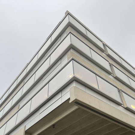 Fassaden aus Beton, Metall · SRF News & Sport broadcasting building — Penzel Valier
