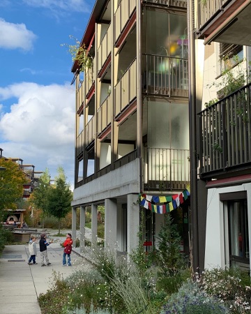 Fassaden, Balkone aus Beton, Metall · Entlisberg — Meier Hug Architekten