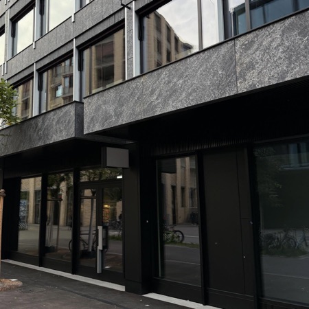 Fassaden, Eingänge aus Metall, Glas · Gebäude Zollstrasse 20/36 — Meier Hug Architekten