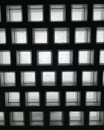 Fenster aus Glas · Stampfenbachstrasse — EMI Architekten