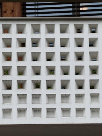 Handläufe, Balkone aus Beton · Wohnüberbauung Zellweger-Areal — Gigon / Guyer