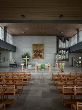 Fenster, Decken aus Beton, Holz · Katholische Kirche St. Marien — Wilhelm Keller