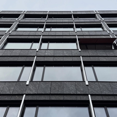 Fassaden, Fenster aus Glas, Naturstein · Gebäude Zollstrasse 20/36 — Meier Hug Architekten