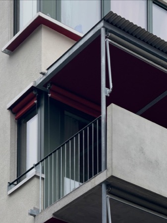 Fenster, Handläufe aus Beton, Metall · Neubau MFH Nordstrasse 174 — Roider Giovanoli Architekten