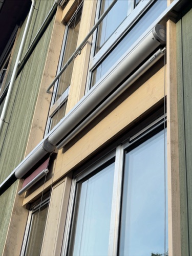 Fassaden, Fenster aus Holz, Metall · Neubau Römerstrasse — BDE Architekten