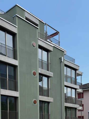 Fassaden, Fenster aus Beton, Verputz · Wohnhaus Farby — Lüdi & Müntener Architektur