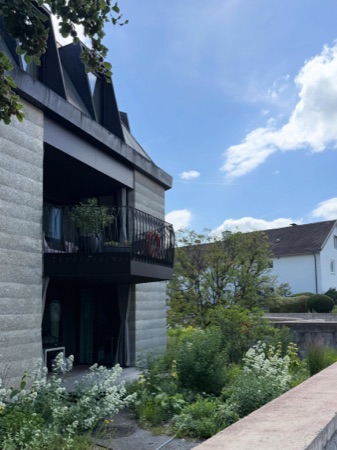 Fassaden, Handläufe aus Beton, Metall · Think Architecture — Think Architecture