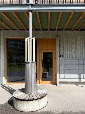 Türen, Eingänge aus Beton, Holz · Zellweger-Park | Weiherweg — EM2N