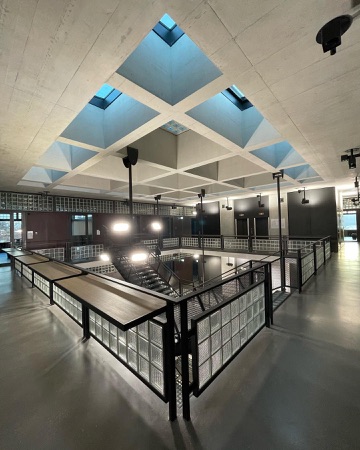 Handläufe, Oberlichter aus Beton, Metall · Research Building GLC, ETH Zurich — Boltshauser Architekten