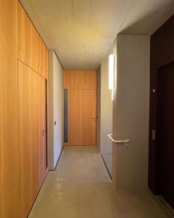 Türen, Decken aus Beton, Holz · Haus im Garten — Loeliger Strub Architektur