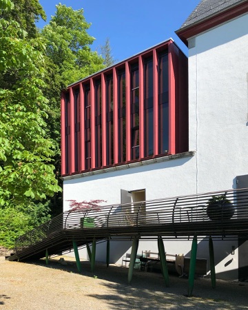 Fassaden, Fenster aus Metall, Glas · Hotel and Theater Rigiblick — Burkhalter Sumi Architekten