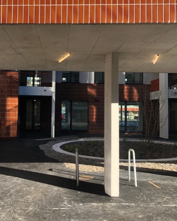 Fassaden, Stützen aus Beton, Glas · Manegg Mitte — Neff Neumann Architekten