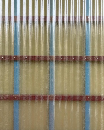 Fassaden aus Metall · Provisorische Sporthalle Kantonsschule Freudenberg — pool Architekten