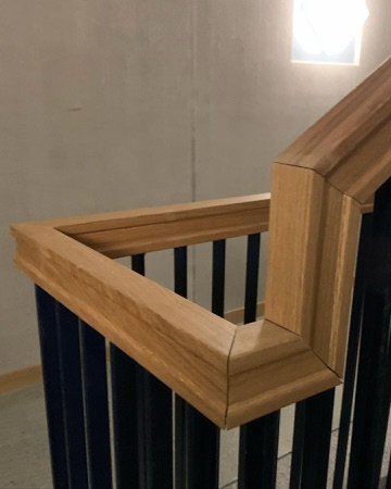 Handläufe aus Beton, Holz · Mattenhof 3 — Galli Rudolf Architekten