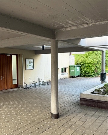 Türen, Stützen aus Beton, Holz · Reformierte Kirche Leimbach — Oskar Bitterli