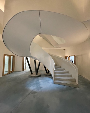 Treppenhäuser, Handläufe aus Beton, Metall · Glasi Quartier, Bülach — Duplex Architekten