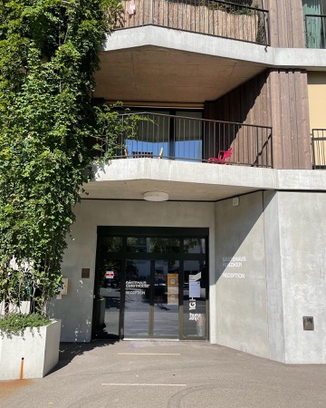 Türen, Balkone aus Beton, Holz · Mehr als Wohnen, Haus E — Müller Sigrist Architekten