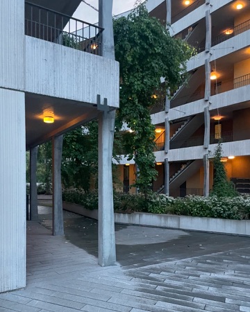 Treppenhäuser, Stützen aus Beton, Metall · Fabrikstrasse 6