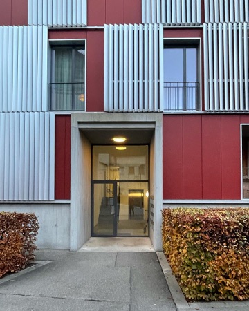Fassaden, Türen aus Beton, Metall · Wohnsiedlung Guggach — Althammer Hochuli Architekten