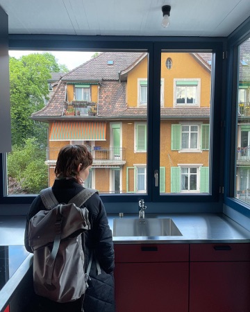 Fenster, Küchen aus Holz, Metall · Alterswohnen Waffenplatzstrasse 18 — Loeliger Strub Architektur